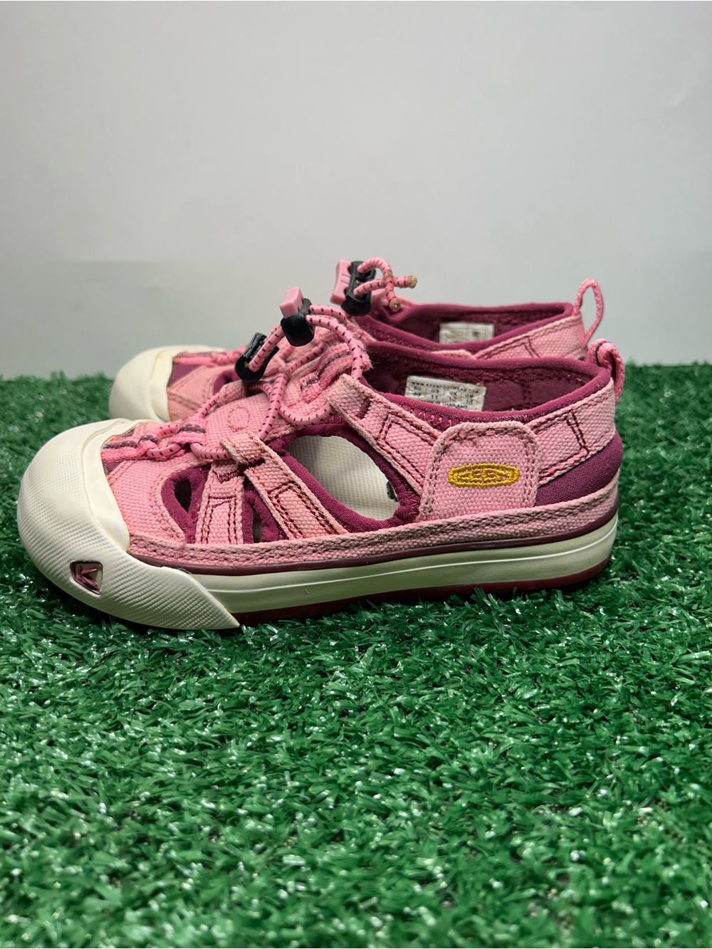 KEEN Coronado Pink Canvas Water Sandals Shoes Girls US 11 EU 29 Outdoor